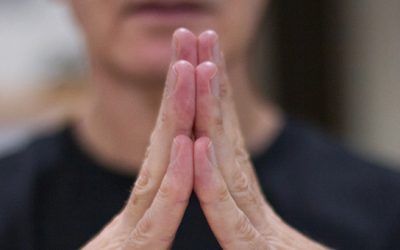 CLASE ESPECIAL SOMA YOGA: PRÁCTICA PARA LA SANACIÓN · VIERNES 12